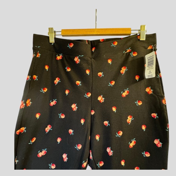 Torrid Women’s Black Leggings Peach Print Size 2X - Picture 2 of 11